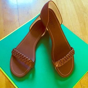 Talbot’s slip on flats in 8 for a great price !!